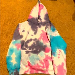 A the fue swestshirt